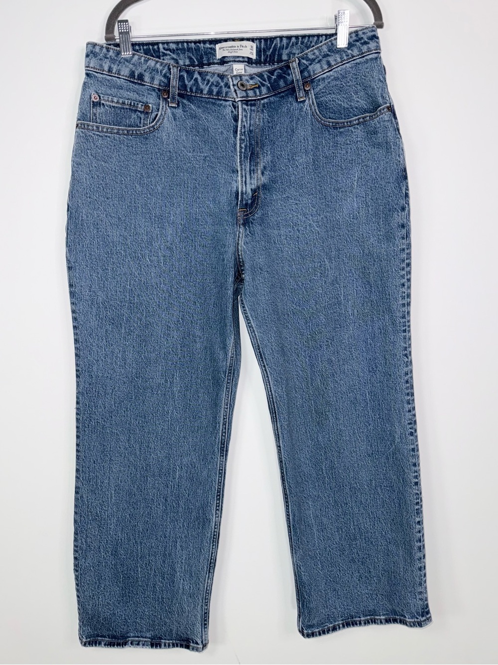 #1 Abercrombie & Fitch 'The 90's Relaxed Jean High Rise' Women's - 32 Short